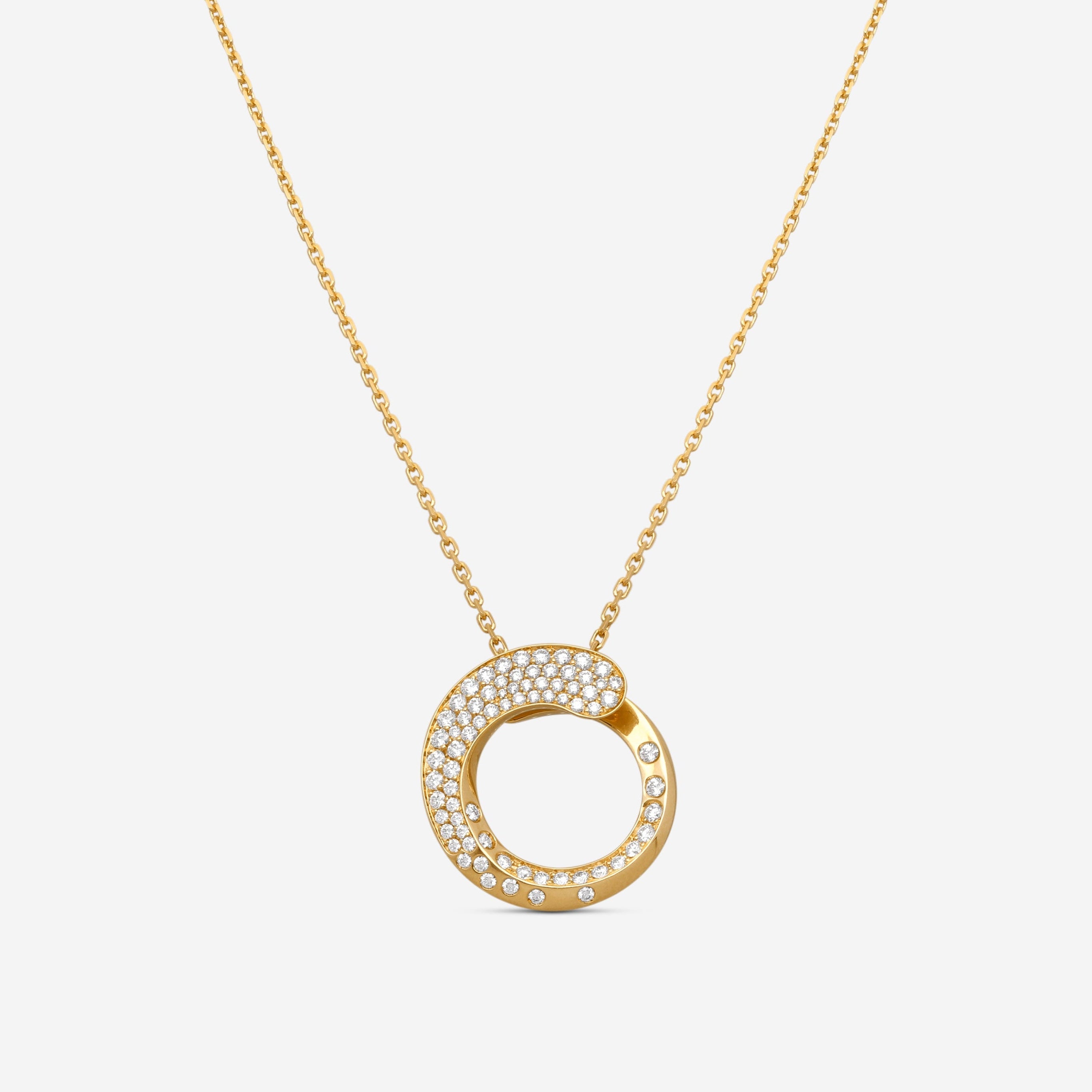 Crivelli 18K Yellow Gold Diamond Circle Pendant Necklace P0008E