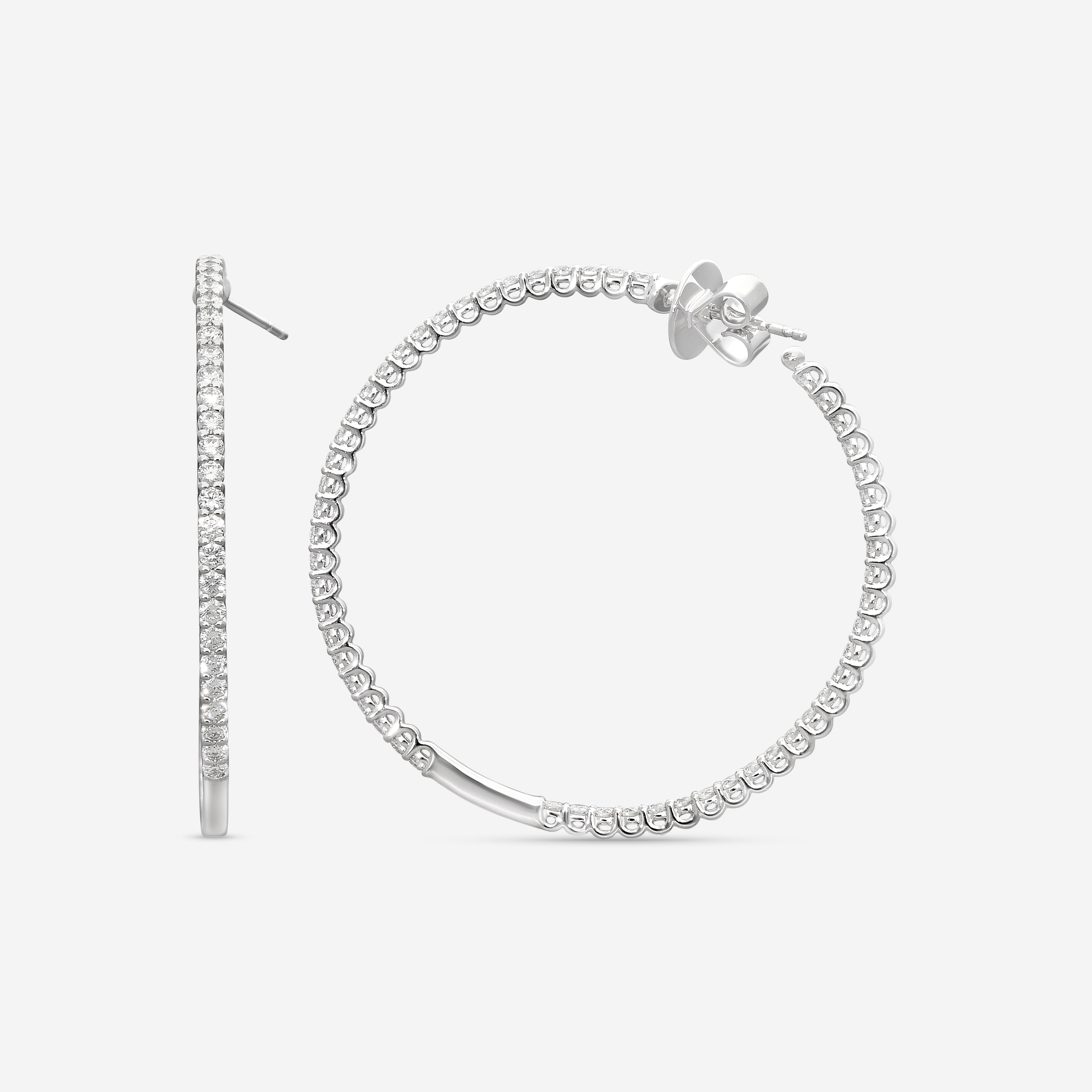 Mémoire Woven Gallery 18K White Gold Diamond Hoop Earrings CHHO290 — view 3