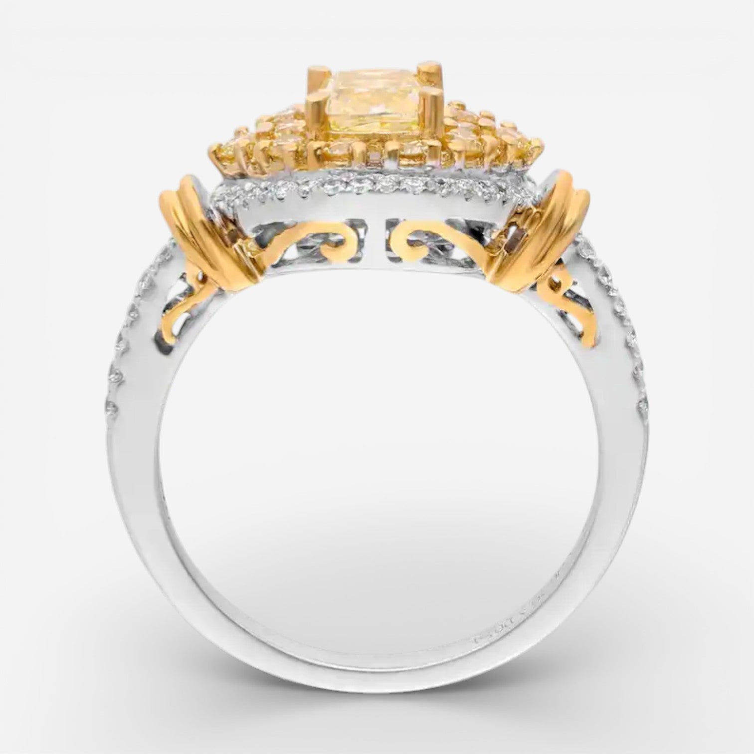 Gregg Ruth 18K Yellow Gold Diamond Engagement Ring Sz. 6.5 603129 — view 3