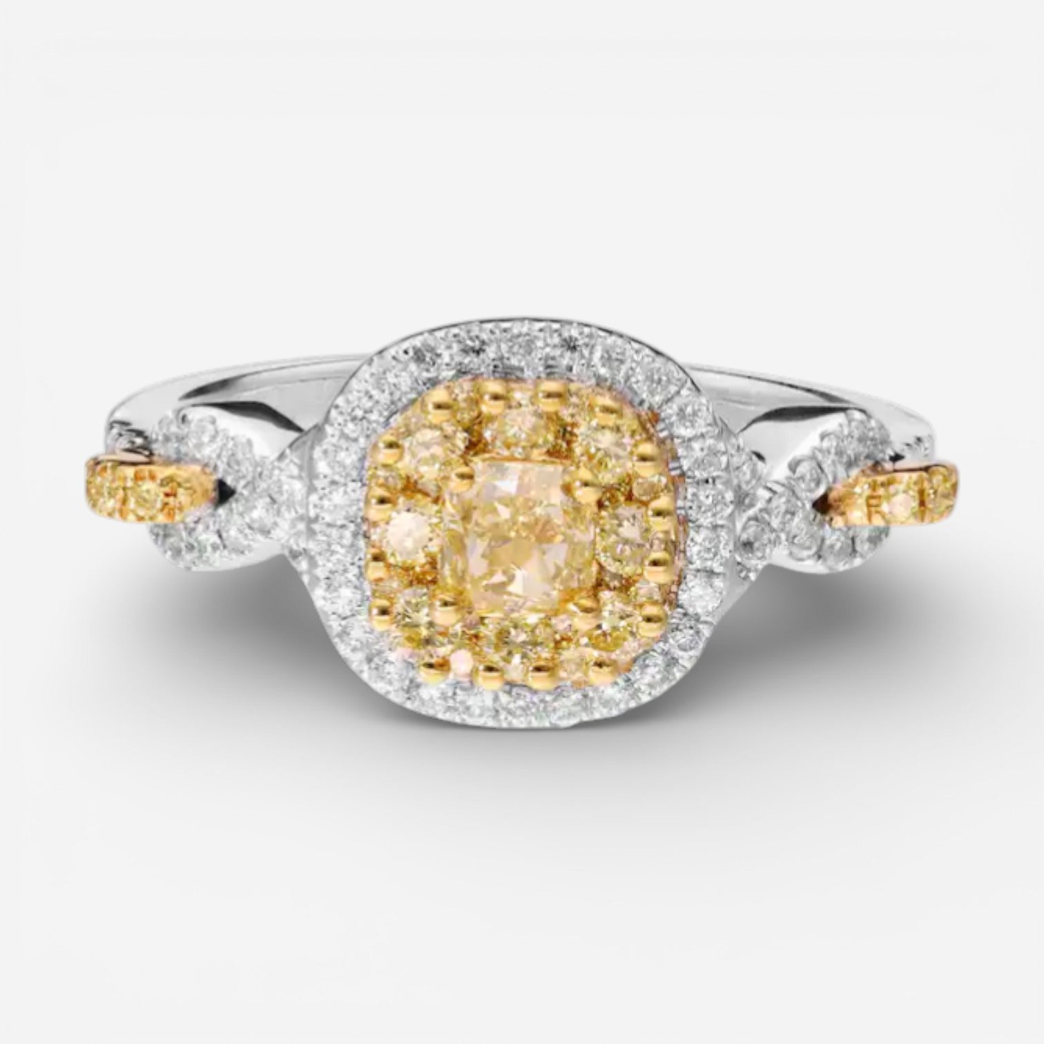 Gregg Ruth 18K Yellow Gold Diamond Engagement Ring Sz. 6.5 602942-916