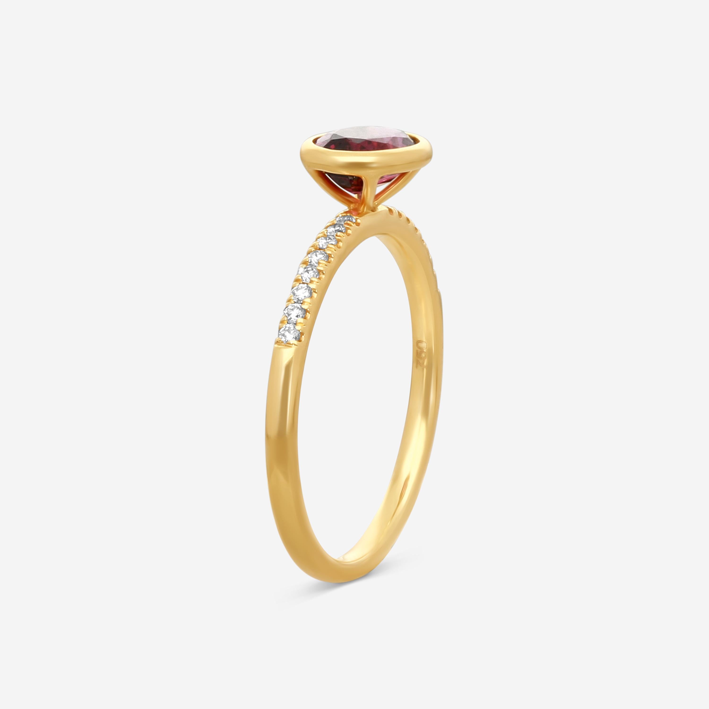 Goshwara Gossip 18K Yellow Gold Diamond and Oval Garnet Ring Sz. 6.75 JR0069-GA-D-Y — view 2