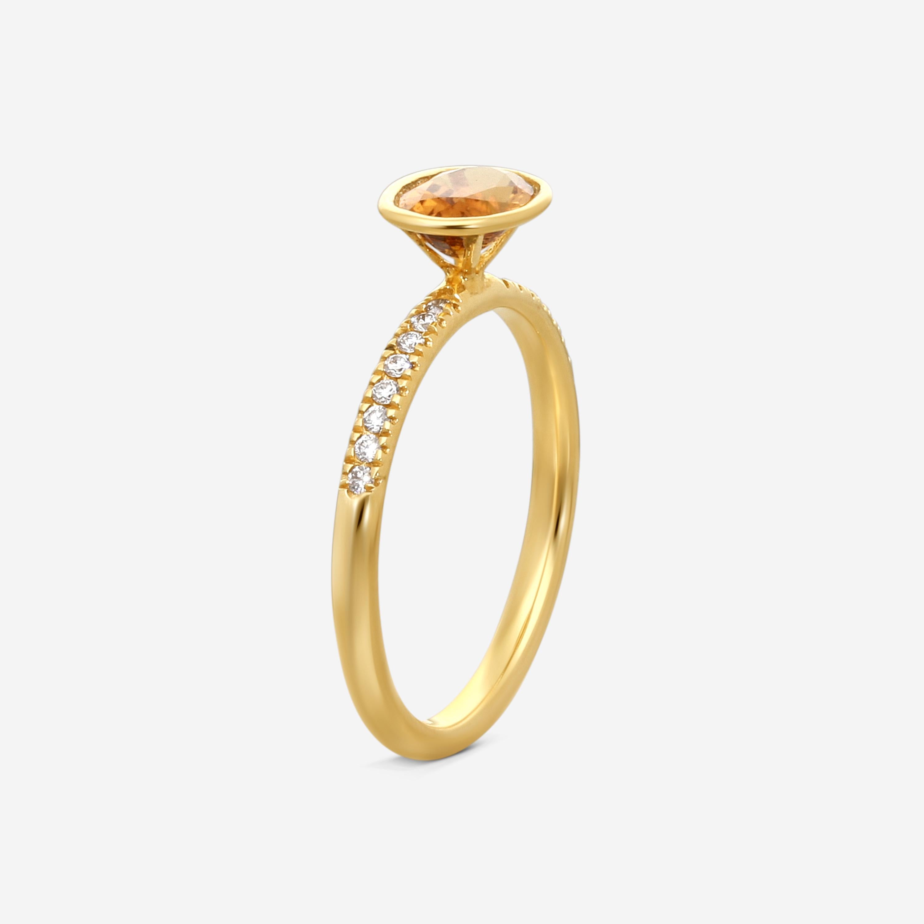 Goshwara Gossip 18K Yellow Gold Diamond and Oval Citrine Ring Sz. 6 JR0069-CT-D — view 2