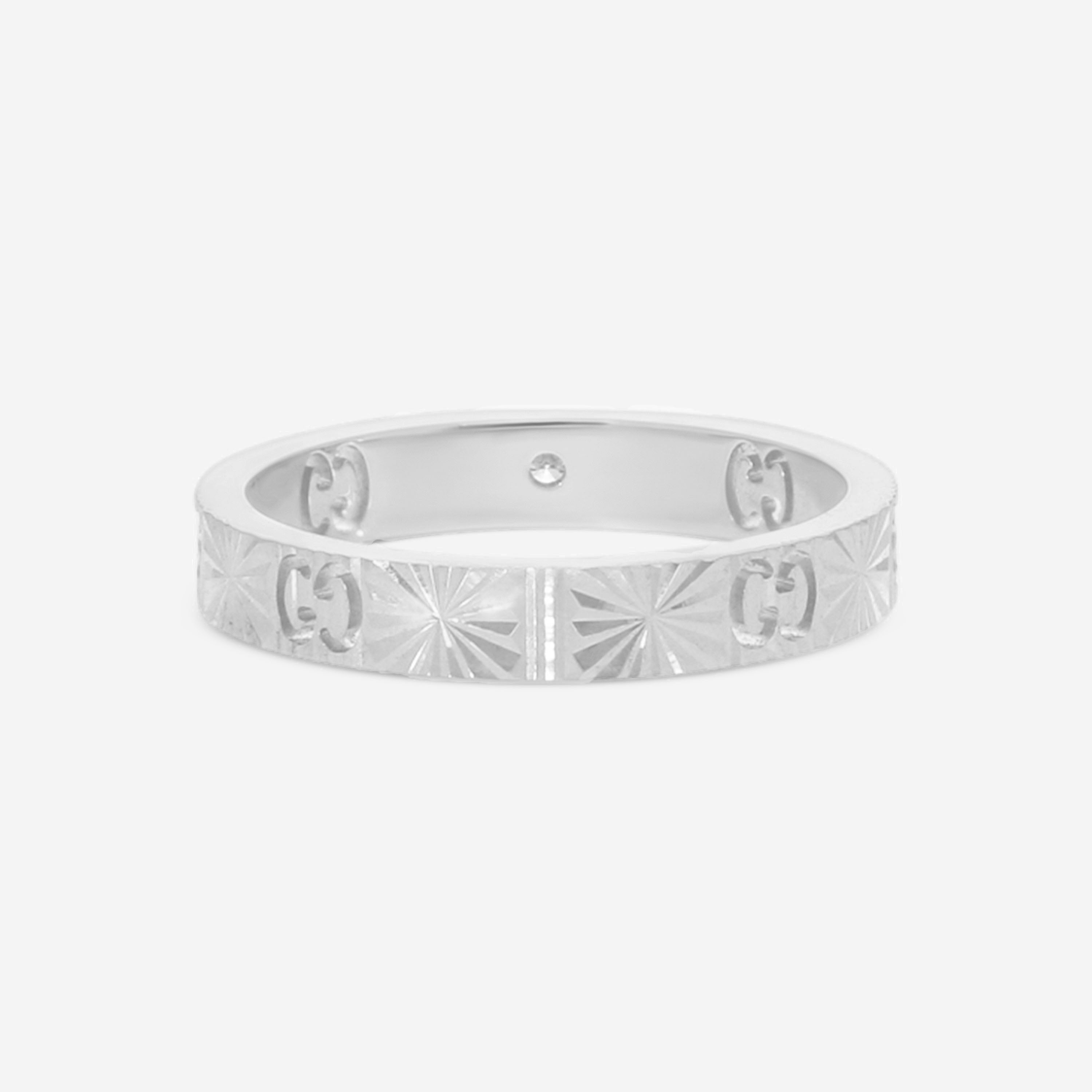 Gucci Icon 18K White Gold Diamond Ring YBC727892003019 — view 3