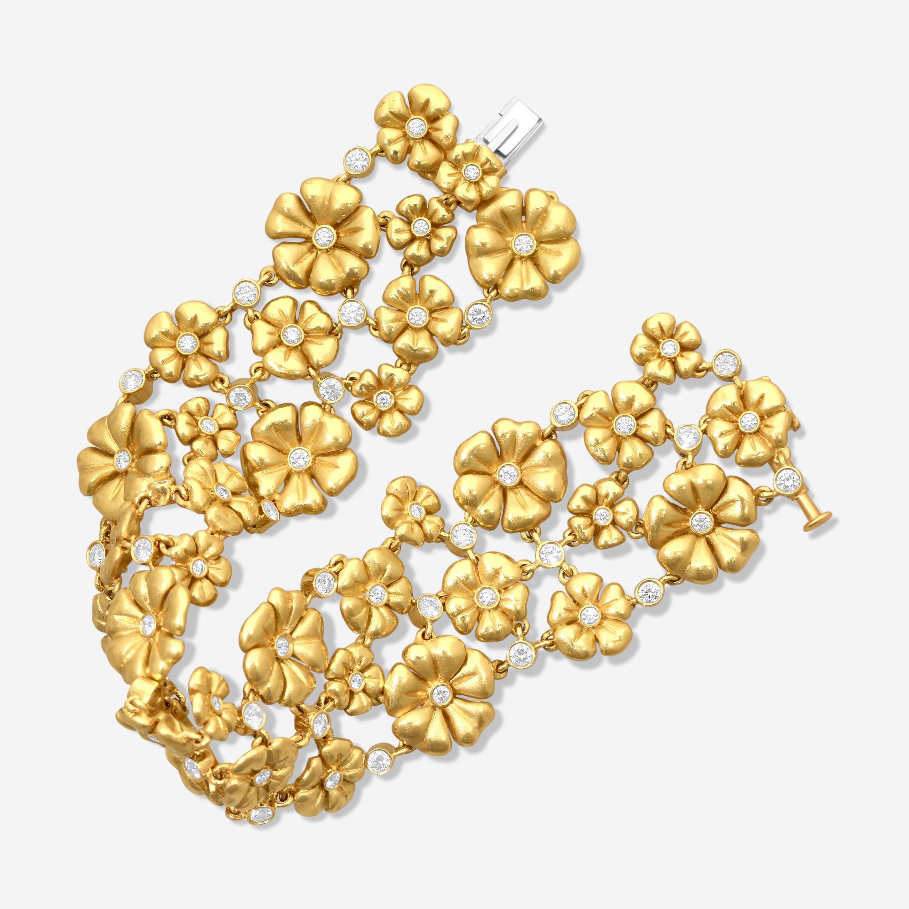 Suna 18K Yellow Gold Diamond Blossom Bracelet B3721Y — view 3