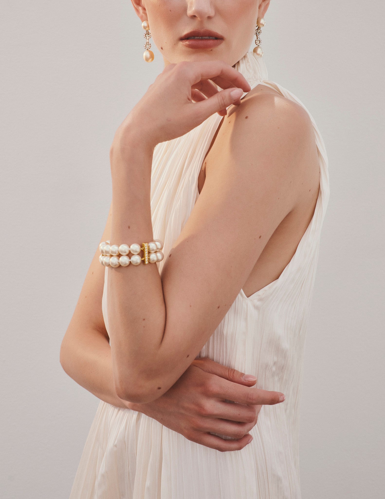 Assael 18K Yellow Gold Diamond & South Sea Cultured Pearl Bracelet B1655 — view 3