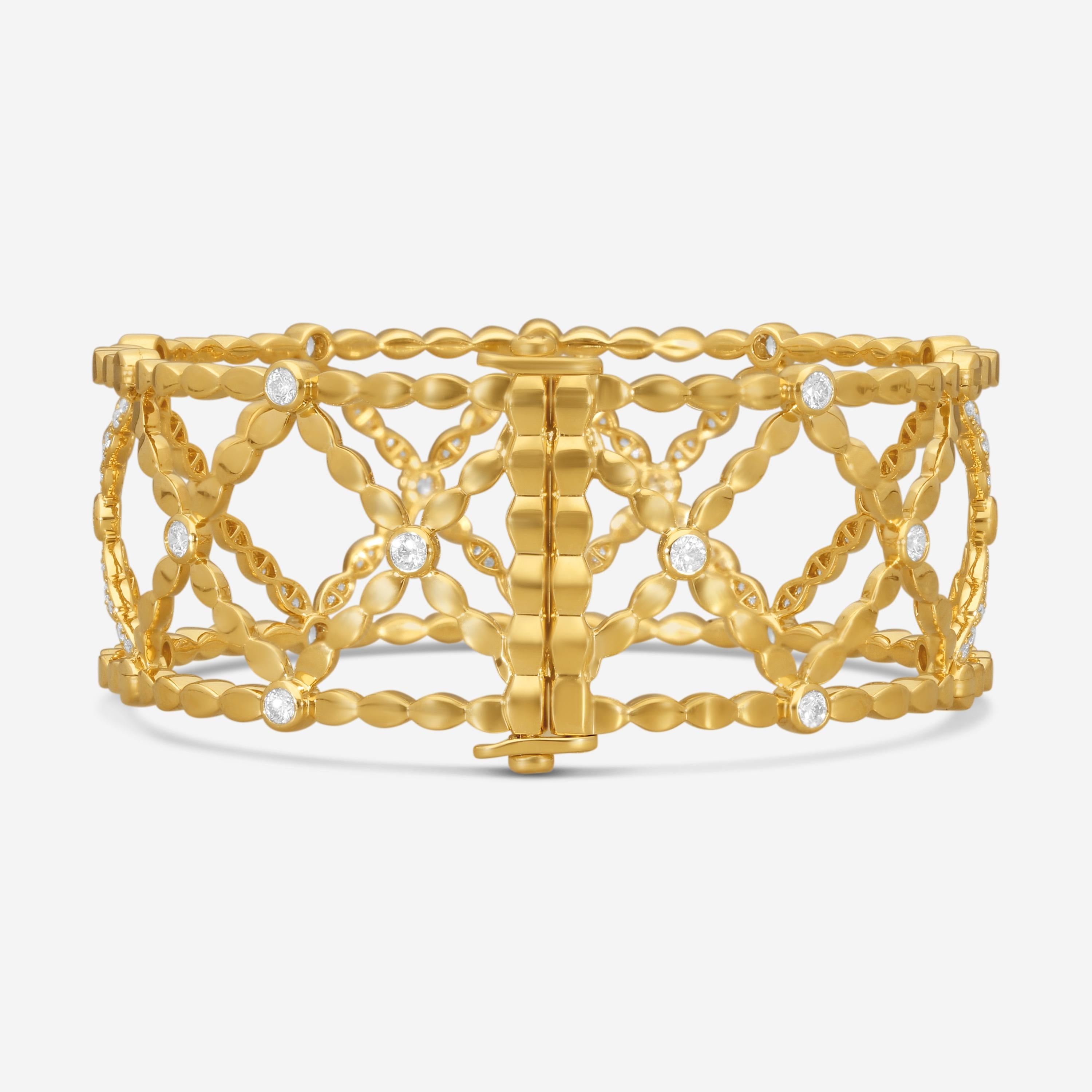 Hearts on Fire Lorelei Lattice 18K Yellow Gold Diamond Bangle Bracelet HFBLORDLAT025087 — view 3