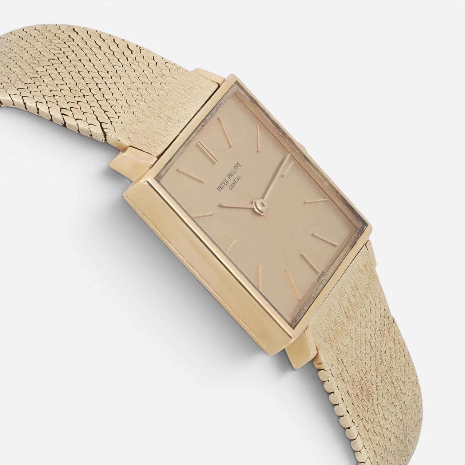 Patek Philippe Vintage Gondolo 18K Yellow Gold Manual Wind Unisex Watch 3430 — view 3