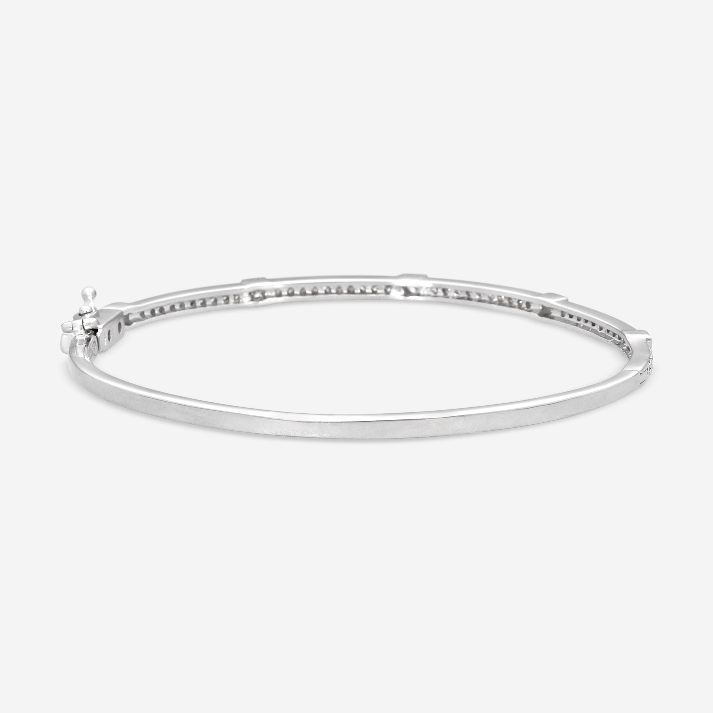 Leslie Greene 18K White Gold Diamond Bangle Bracelet B52162W — view 3