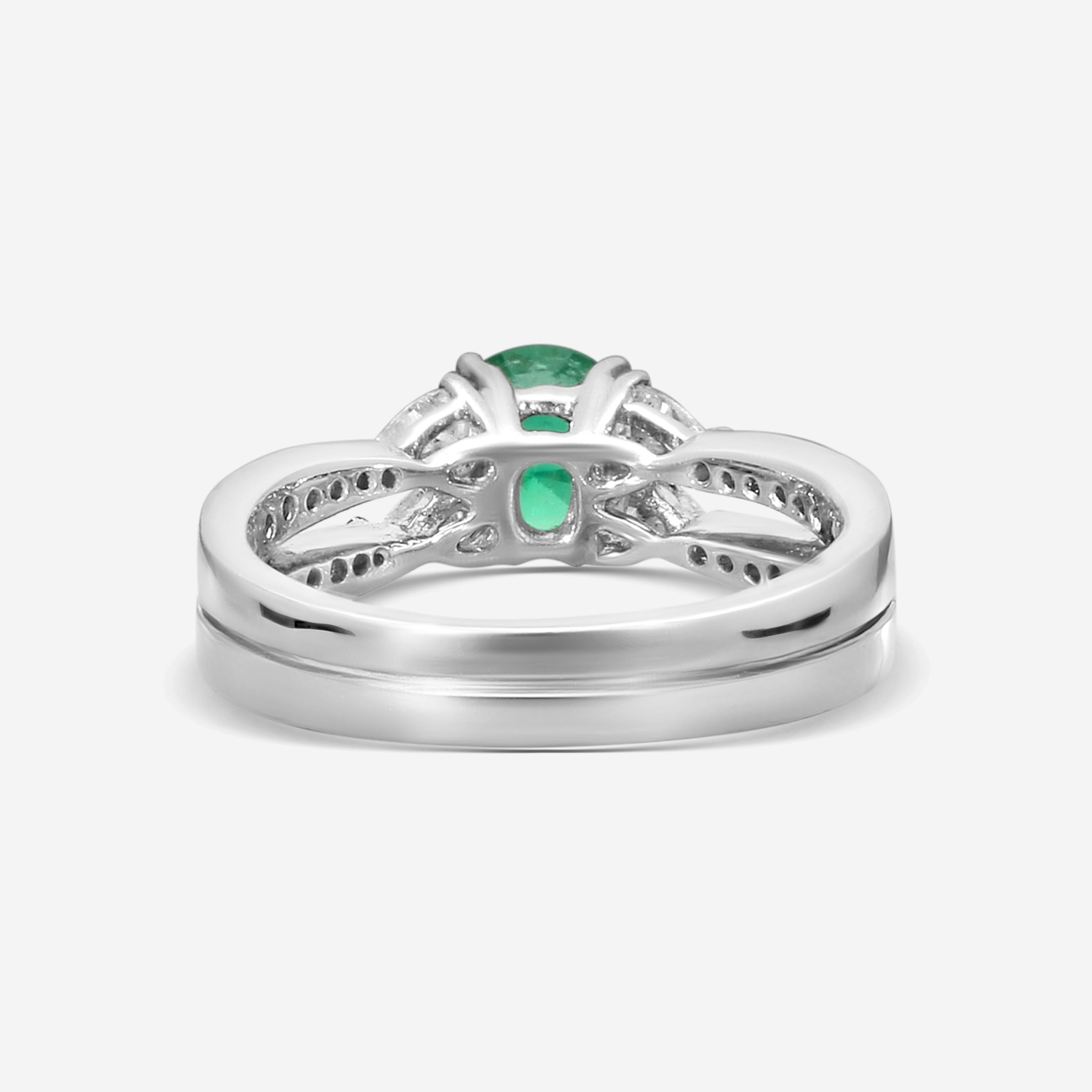 Gregg Ruth 18K White Gold Diamond & Green Sapphire Split Shank Ring Sz. 6.5 4F03 — view 3