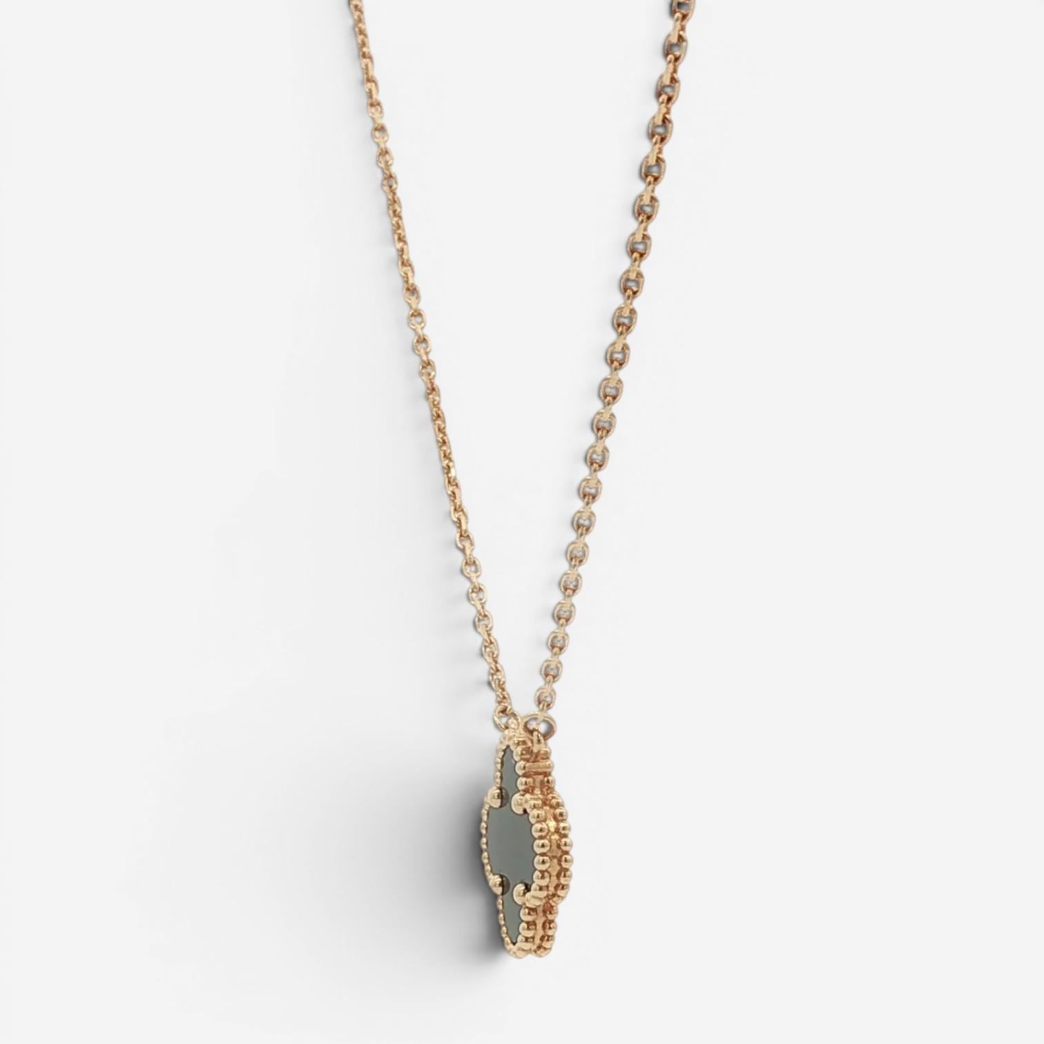 Van Cleef & Arpels Vintage Alhambra 18K Yellow Gold Onyx Pendant Necklace VCARA4 — view 2