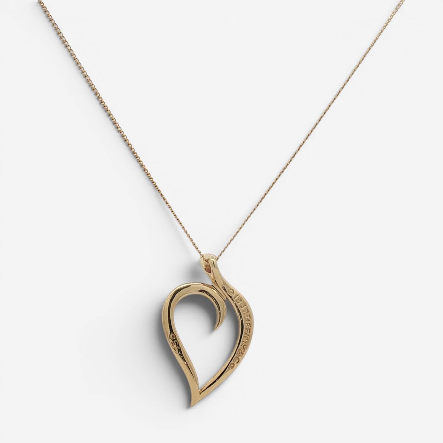 Tiffany & Co. Leaf Heart 18K Yellow Gold Pendant Necklace 2600040215877 — view 3