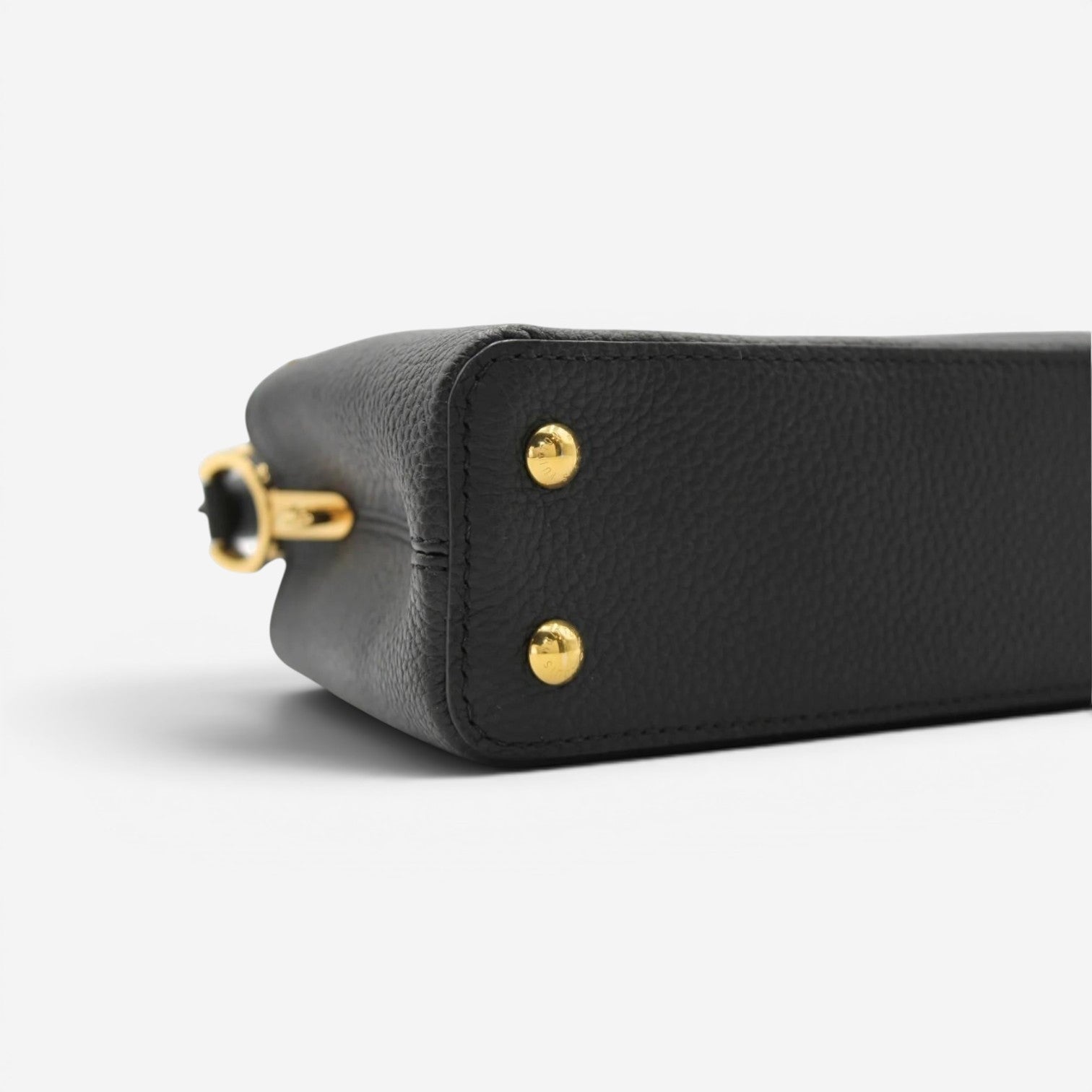 Louis Vuitton Capucines Mini Black Leather Handbag M56669 — view 4