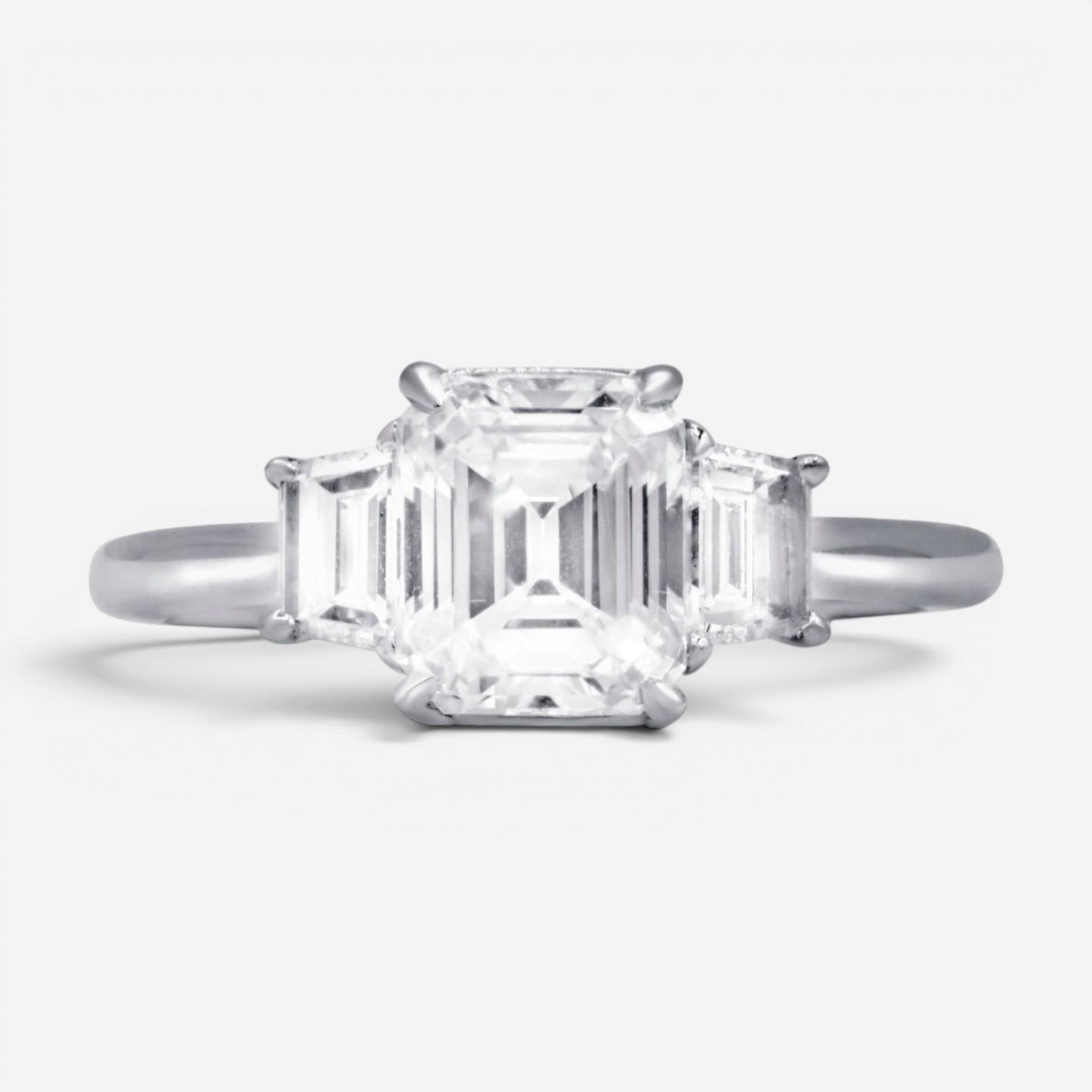 Diana M. Jewels Platinum Diamond Engagement Ring Sz. 6 EM459
