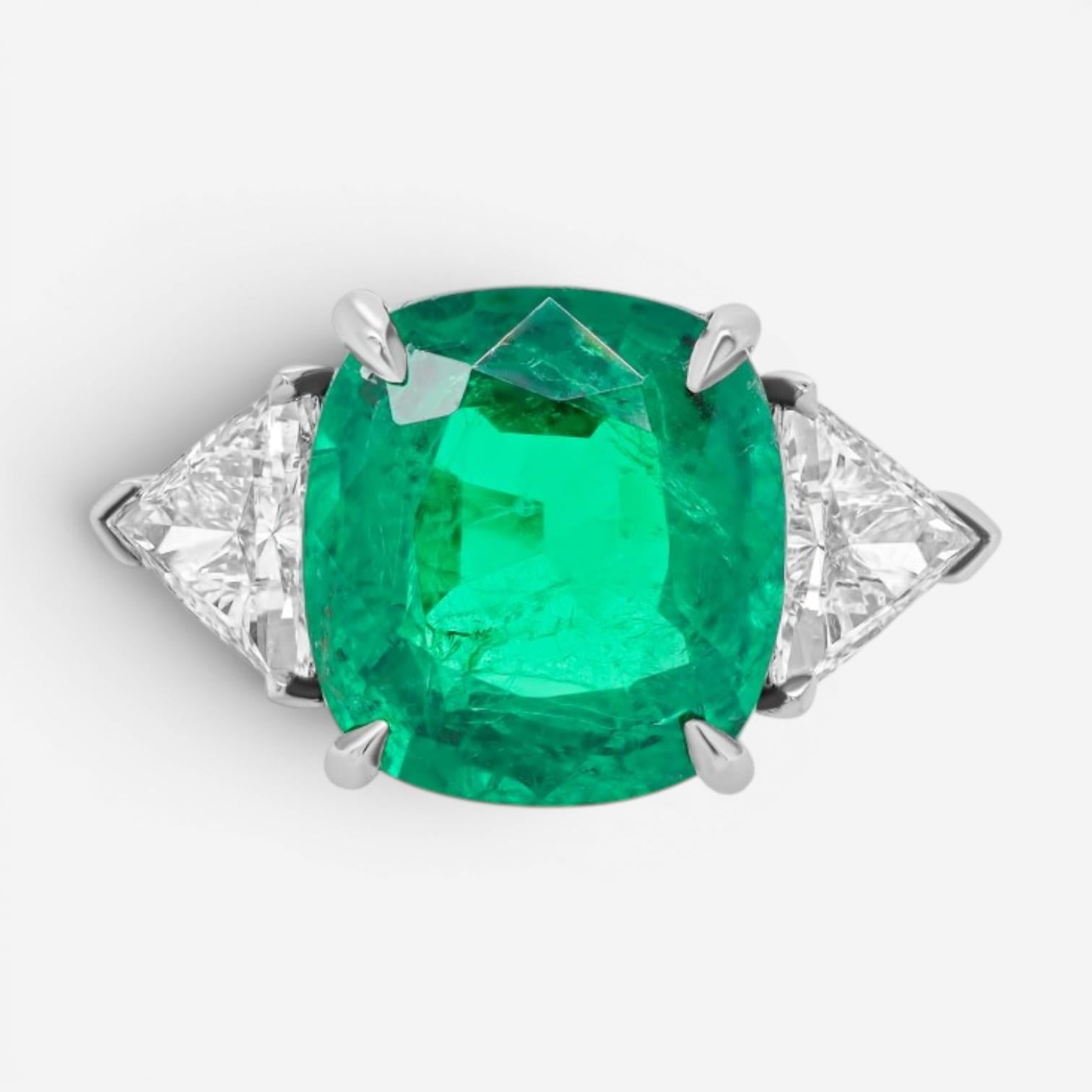 Diana M. Jewels Platinum Emerald & Diamond Statement Ring EDR327