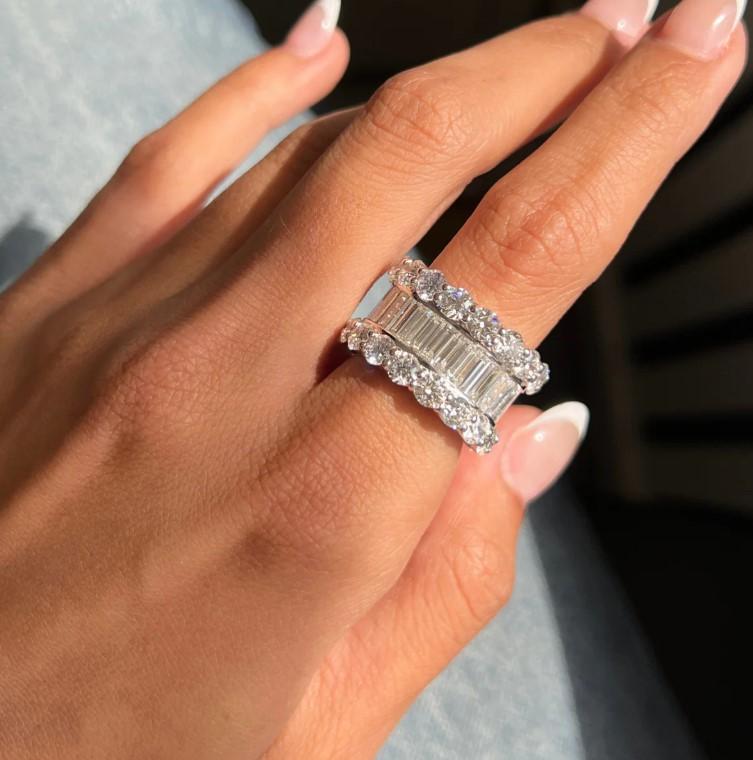 Diana M. Jewels 18K White Gold Diamond Three-Row Band Ring Sz. 6.5 WB4788 — view 2