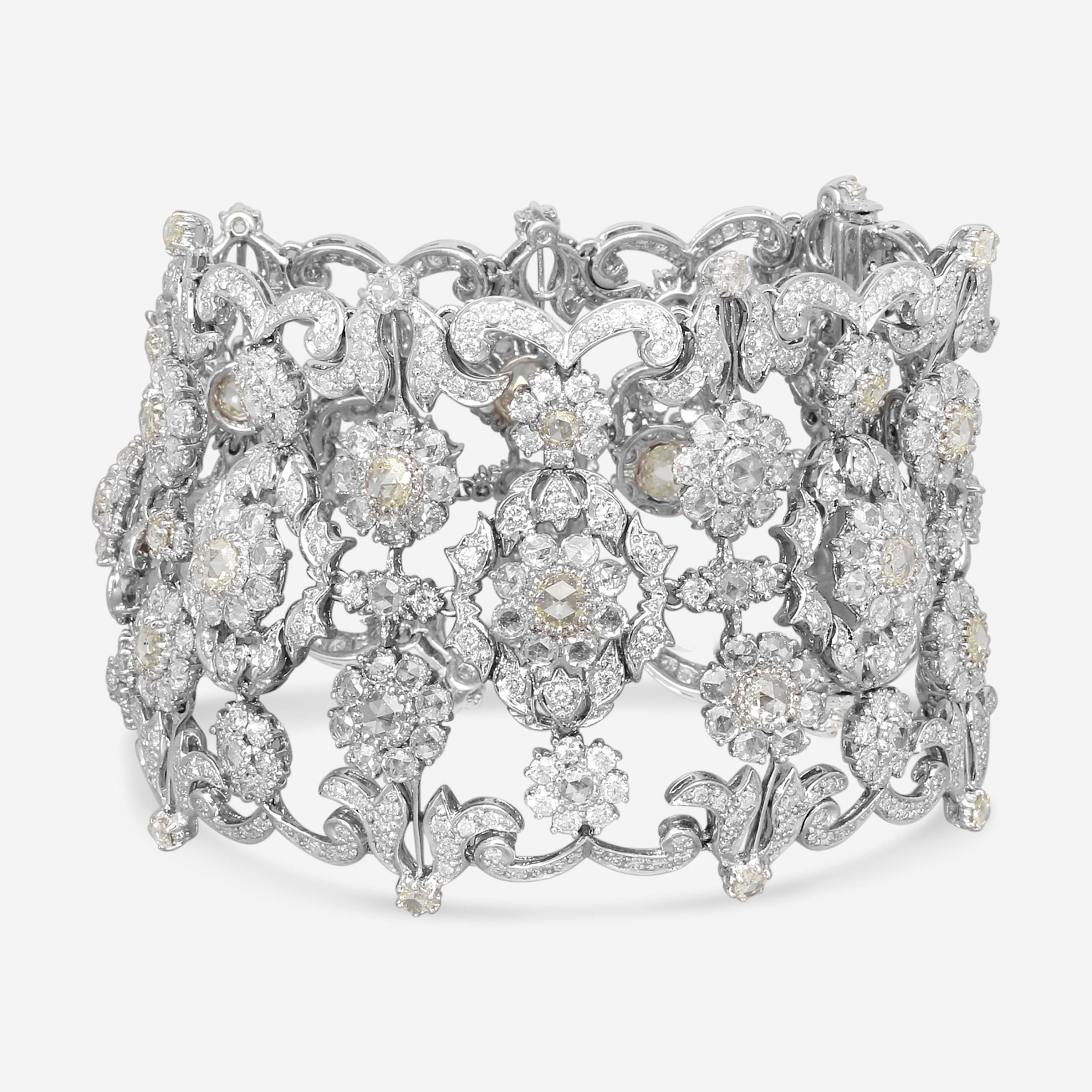 Diana M. Jewels 18K White Gold Diamond Flower Bracelet LB597-15