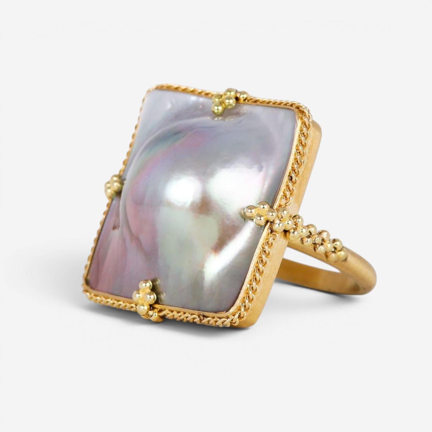 Amáli One of a Kind 18K Yellow Gold Mabe Pearl Statement Ring Sz. 7 R-2467-MP — view 2