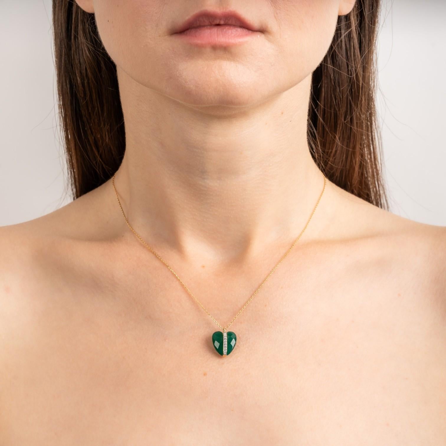 Morganne Bello Infinite Love 18K Yellow Gold Agate & Diamond Heart Pendant Necklace 43YL185D — view 4