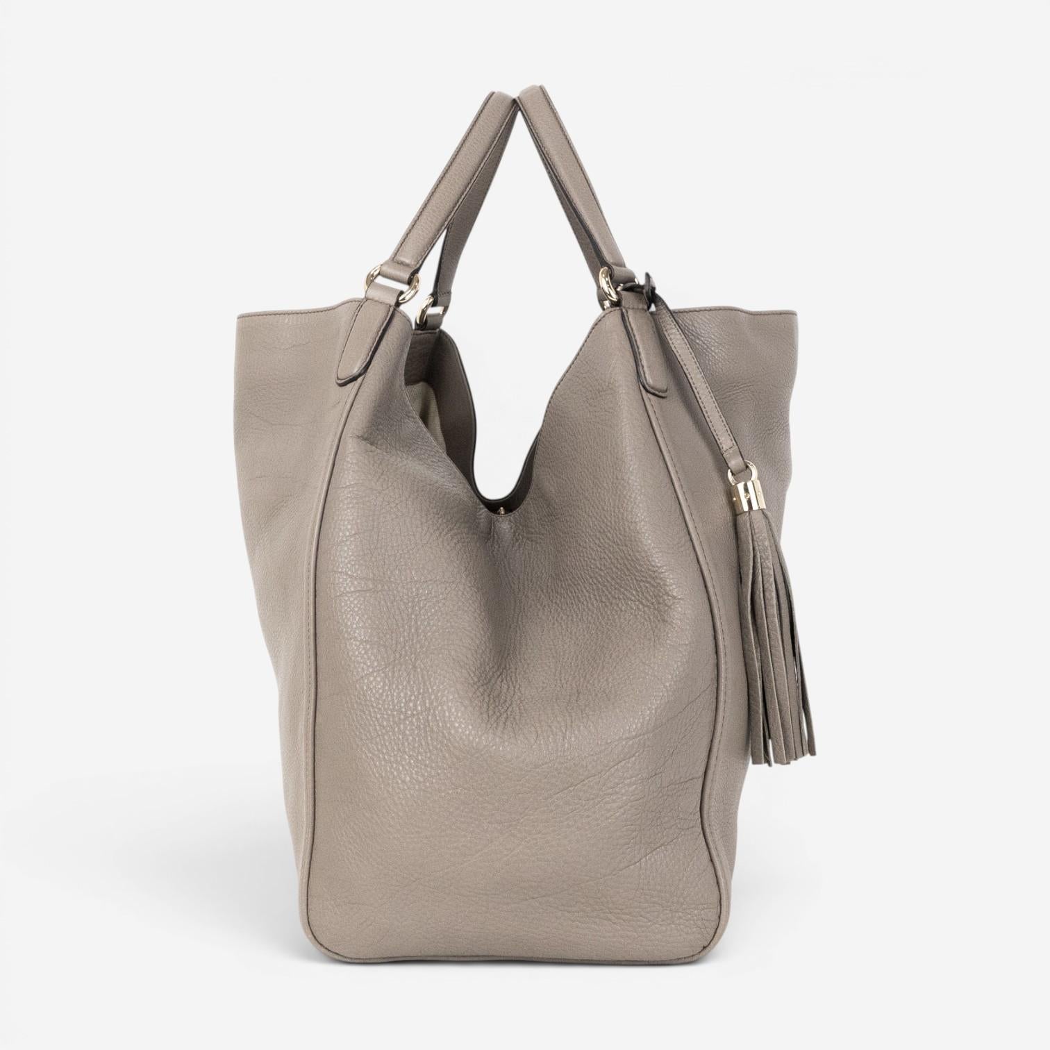Gucci Soho Gray Grained Calfskin Leather Hobo Bag GTA0654 — view 4