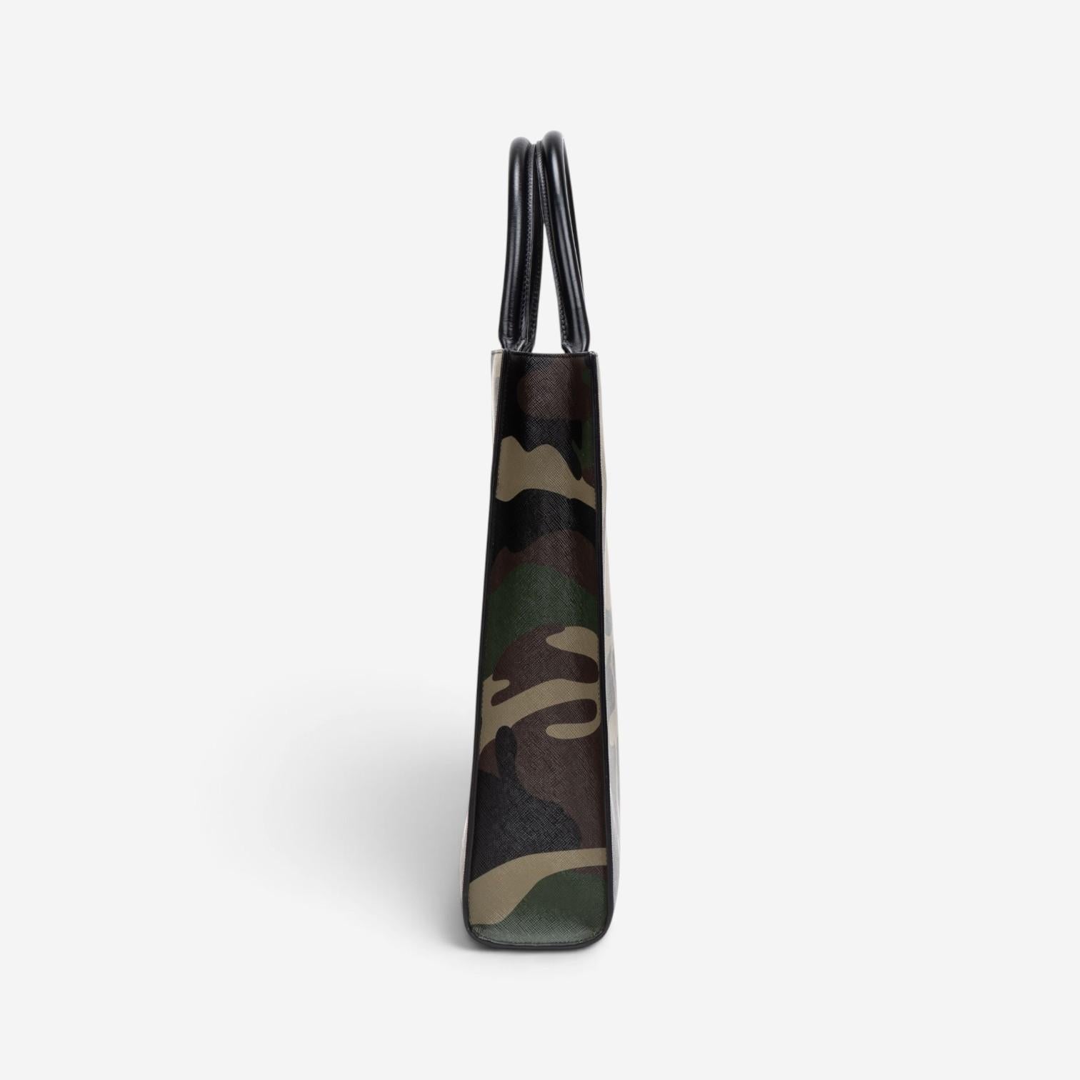 Celine Camouflage Khaki Canvas Medium Vertical Cabas Tote Bag GTU071 — view 4