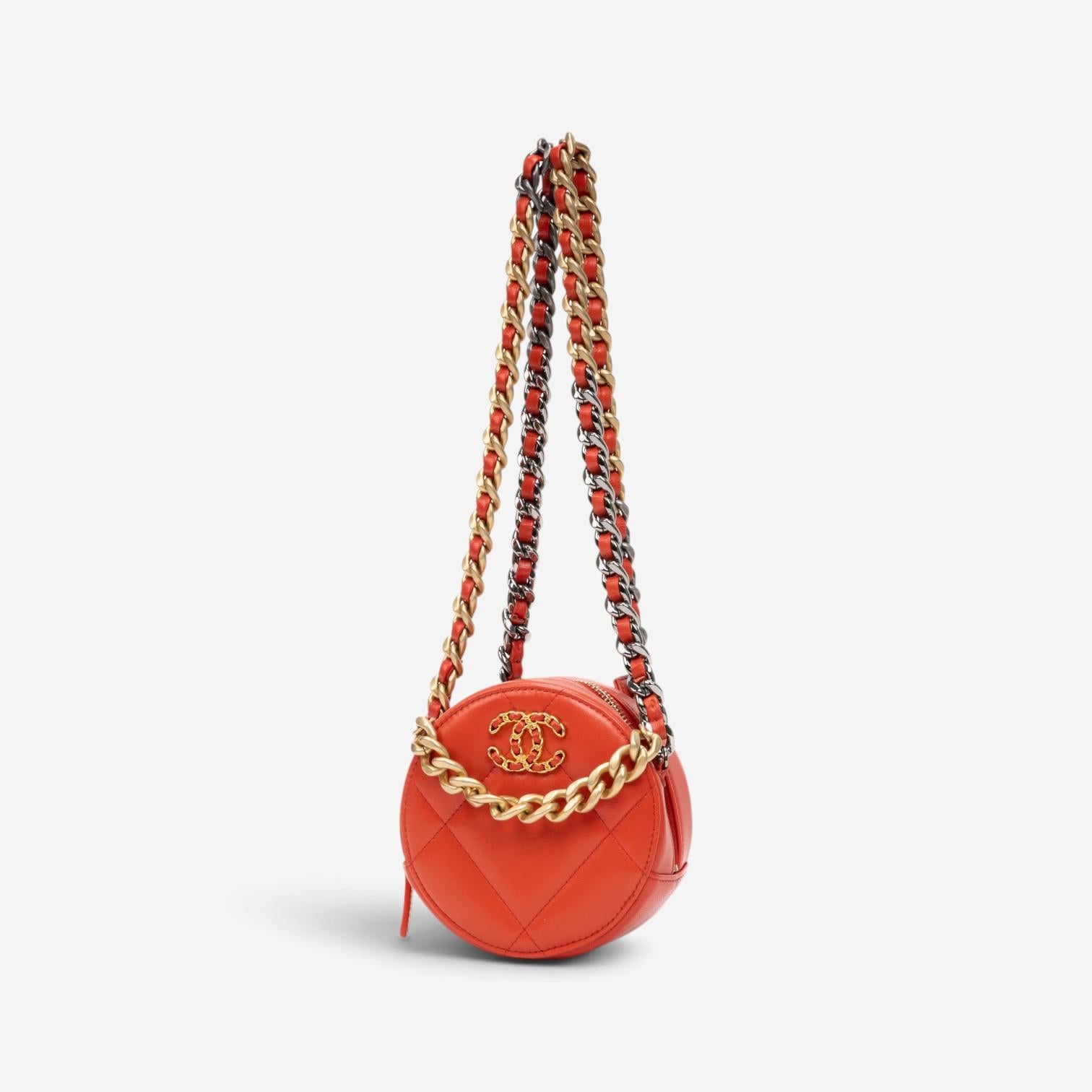 Chanel Red Lambskin 19 Round Mini Clutch GTU0736 — view 2