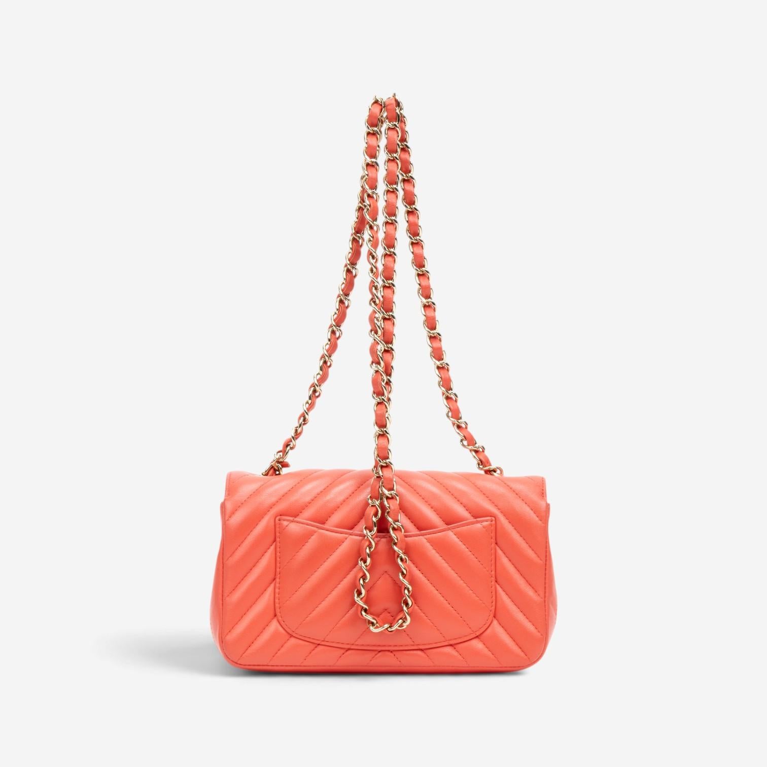 Chanel Classic Pink Lambskin Leather Single Flap Bag GTU0065 — view 5