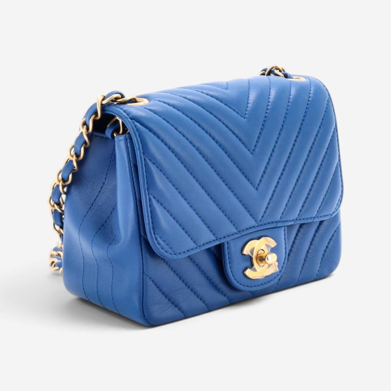 Chanel Classic Black Lambskin Leather Mini Single Flap Bag GTU0627 — view 2