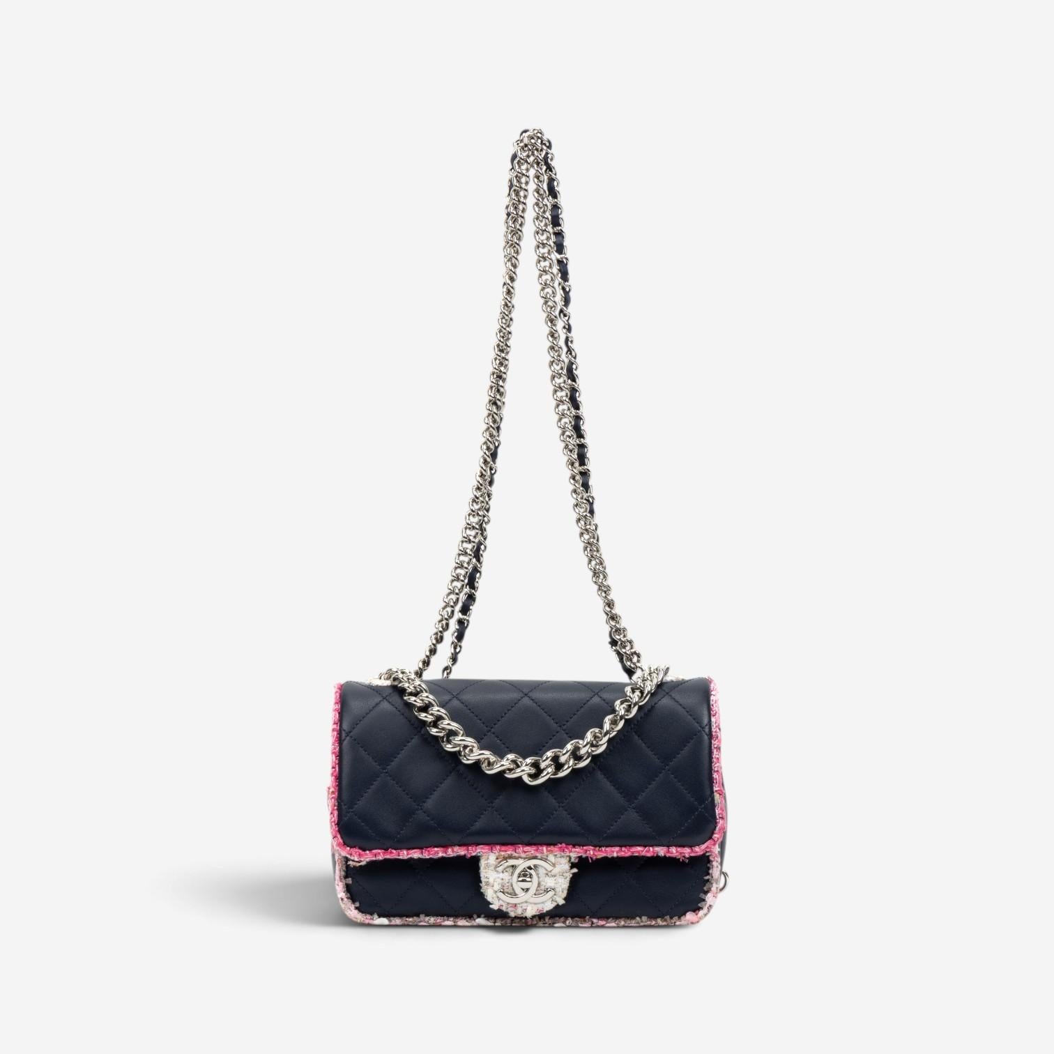 Chanel Black Tweed Canvas Lambskin Single Flap Shoulder Bag GTU0022 — view 1
