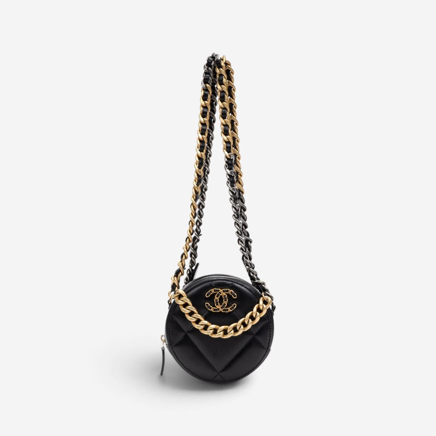Chanel Black Large Quilted Lambskin 19 Round Chain Small Clutch Bag GTU0730