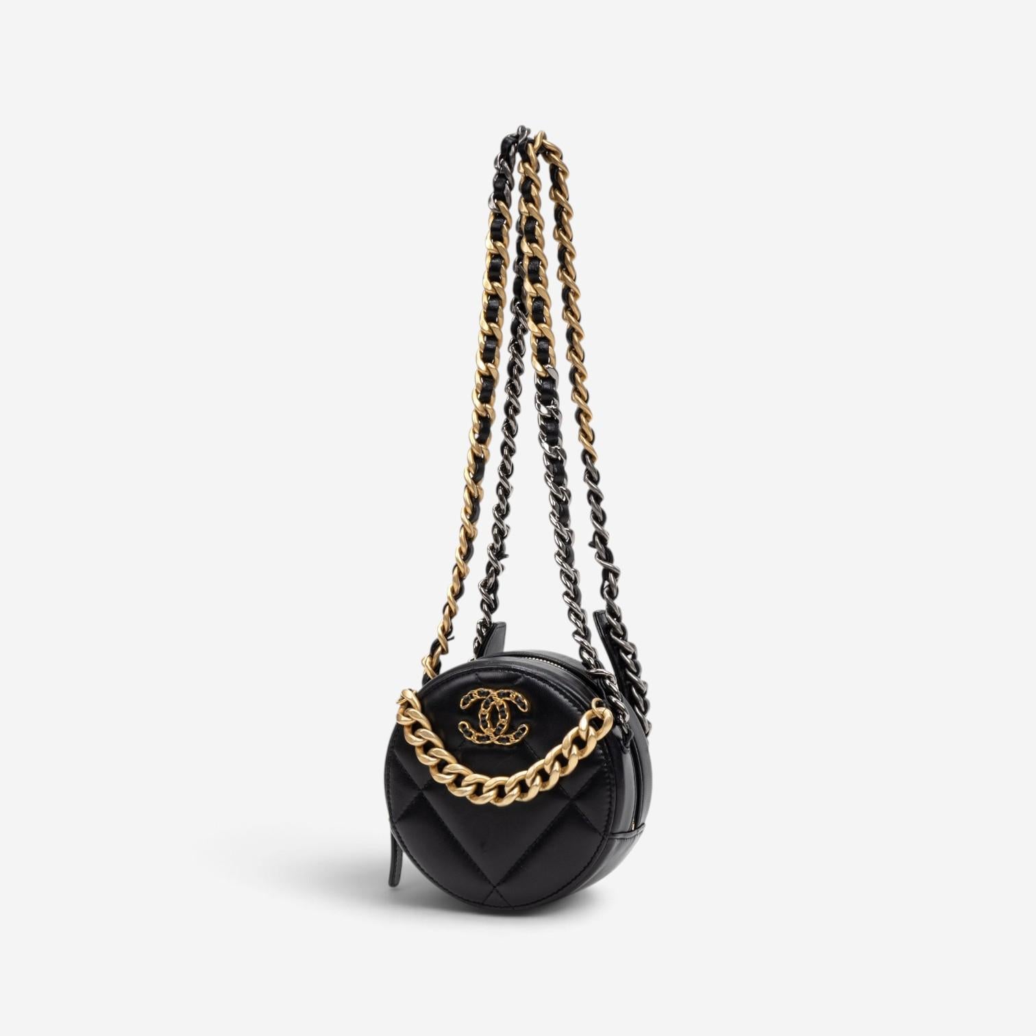 Chanel Black Large Quilted Lambskin 19 Round Chain Small Clutch Bag GTU0730 — view 2